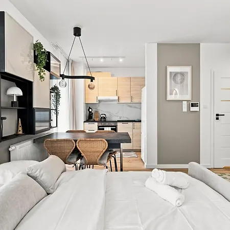 Apartamento Rymanowska Chic By Bookinghost